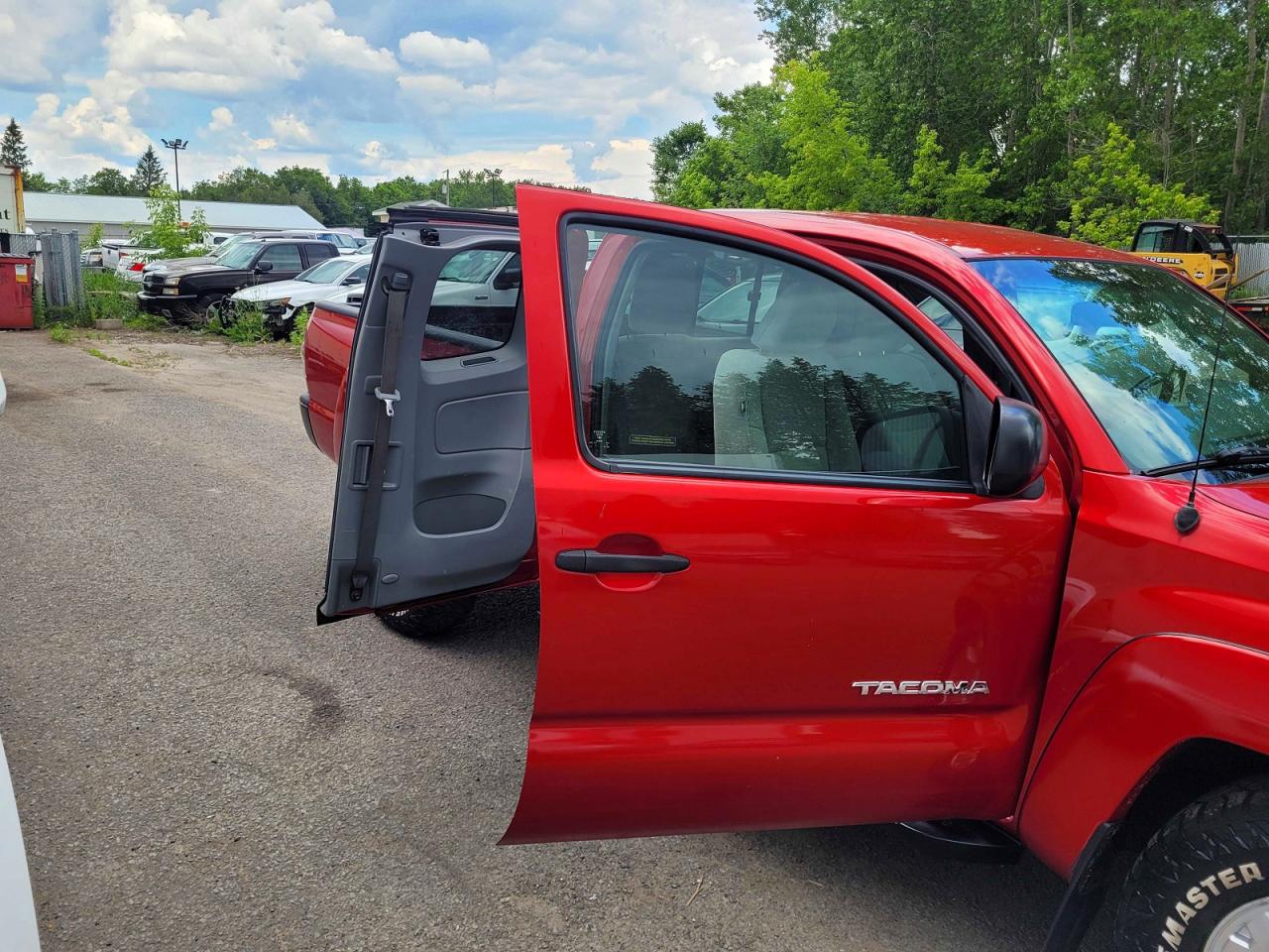 2010 Toyota Tacoma Access Cab Red vin: 5TEUU4EN6AZ672177