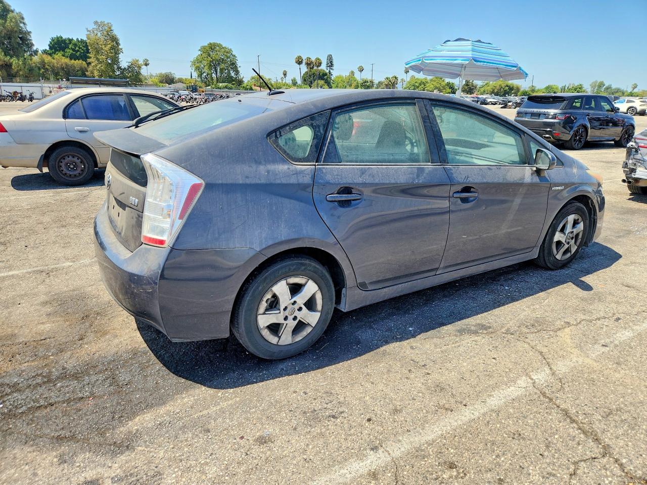 2011 Toyota Prius Two Gray vin: JTDKN3DU2B0257737