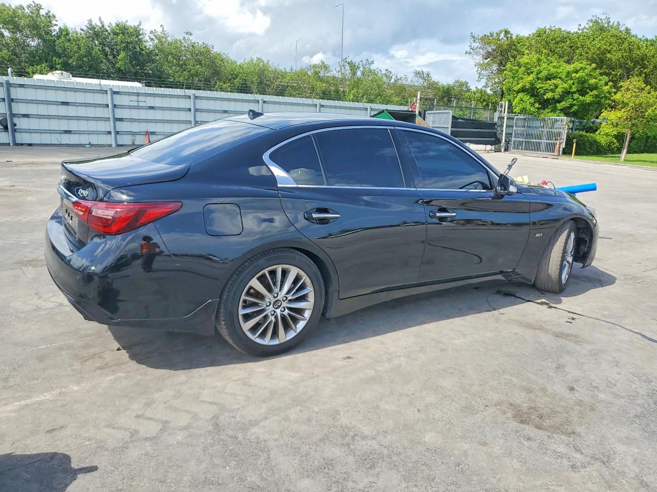 2020 Infiniti Q50 3.0t Luxe Black vin: JN1EV7AP0LM208620