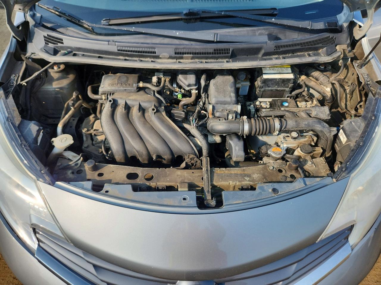 2015 Nissan Versa Note S Серебряный vin: 3N1CE2CP6FL356793