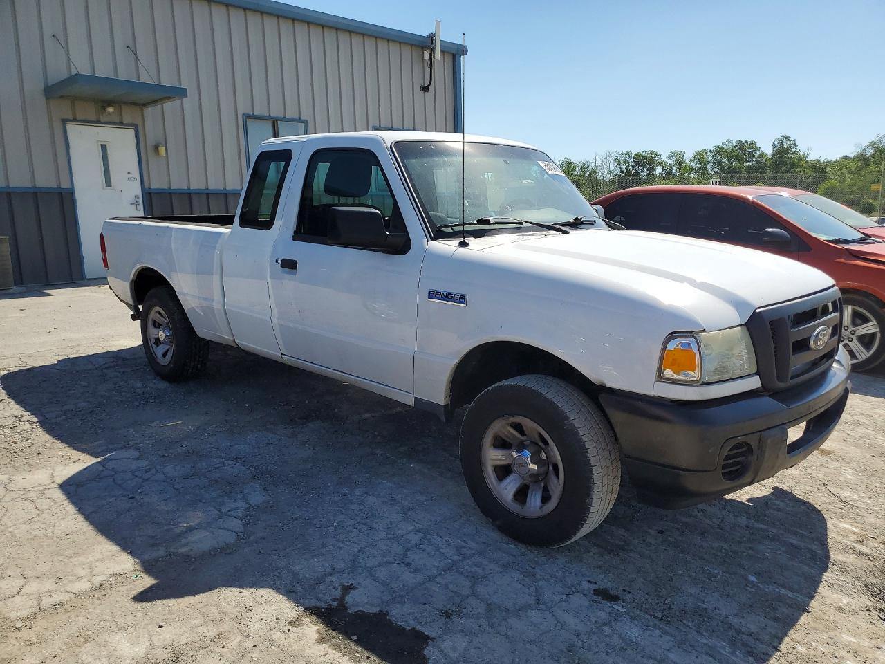 2011 Ford Ranger Super Cab White vin: 1FTKR1ED3BPA58792