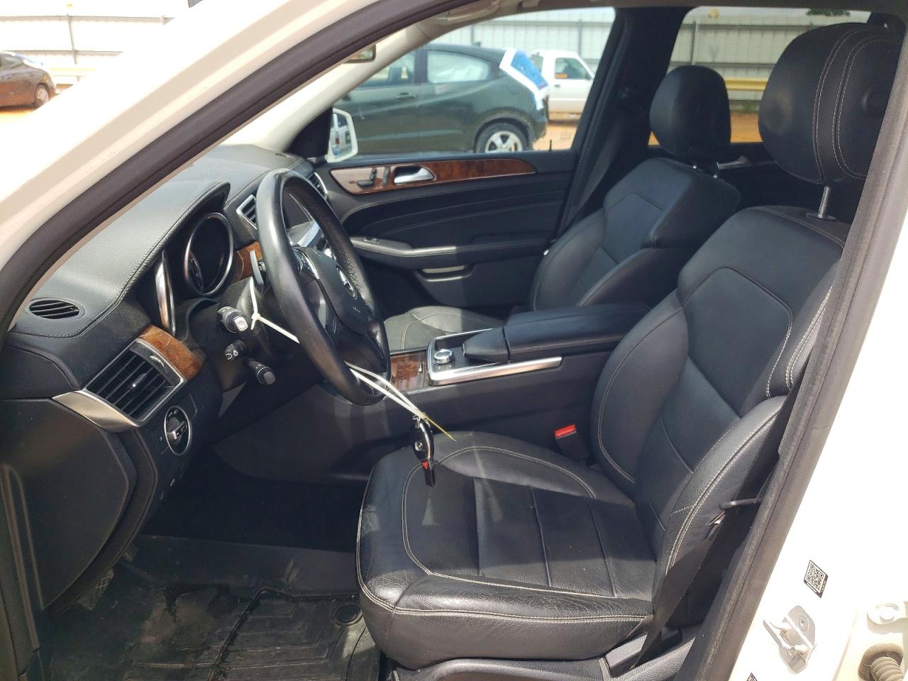 2014 Mercedes-benz Ml 550 4matic Белый vin: 4JGDA7DB2EA364226