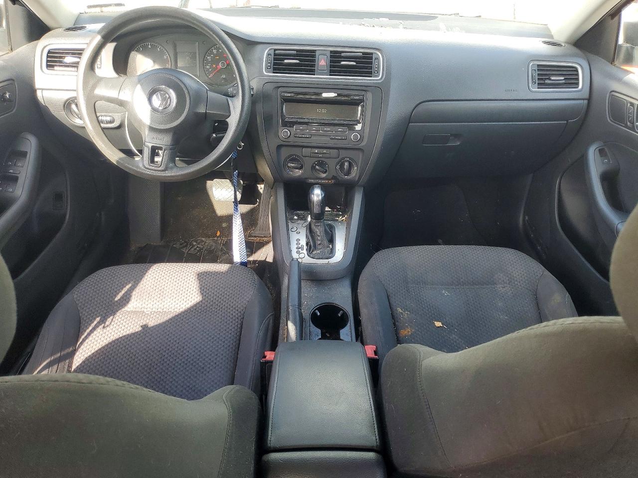 2014 Volkswagen Jetta Base White vin: 3VW2K7AJ2EM294330