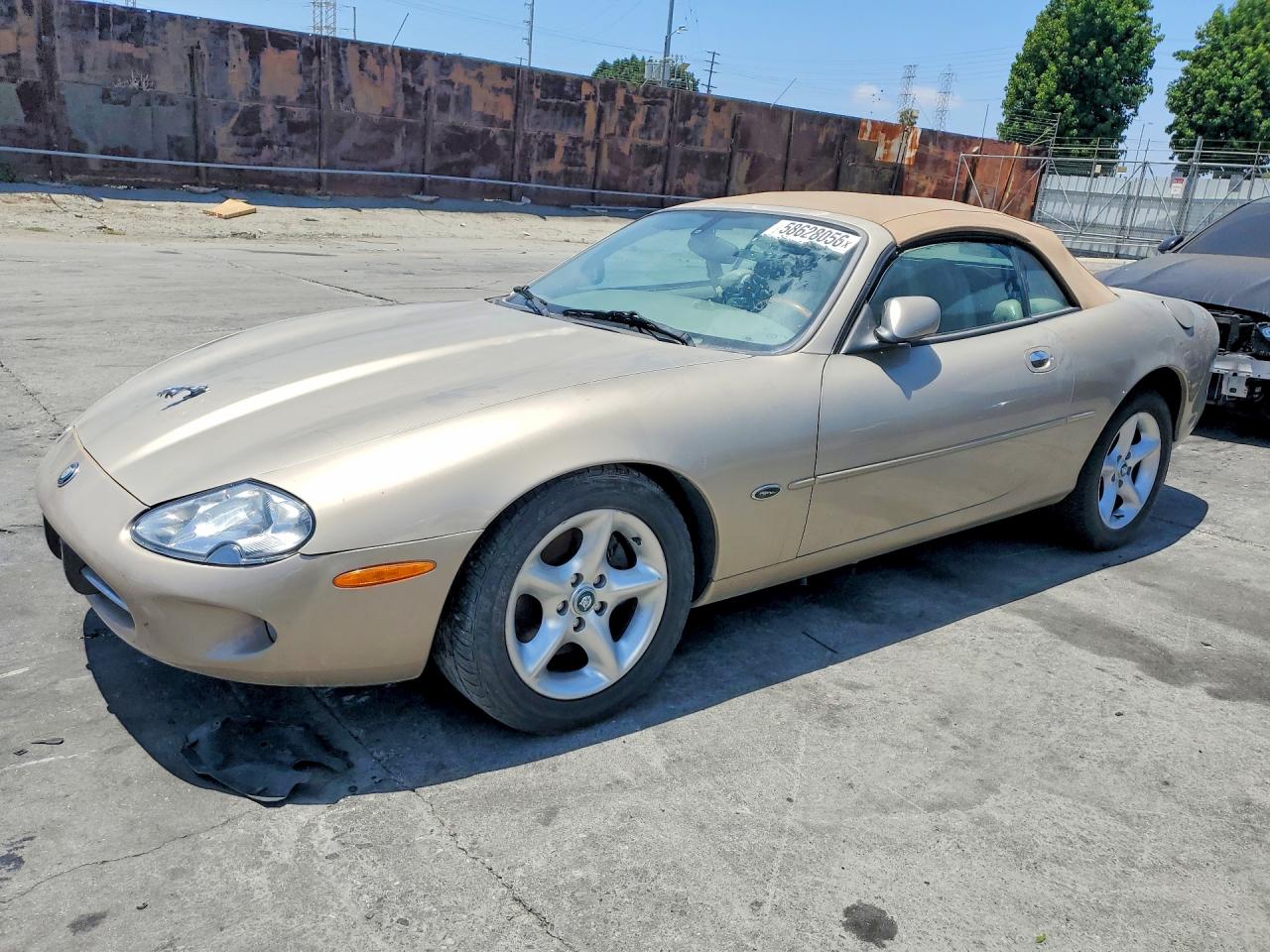 2000 Jaguar Xk8 Tan vin: SAJJA42C0YNA02298