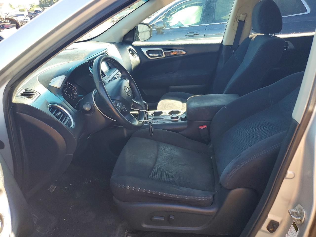 2013 Nissan Pathfinder S Silver vin: 5N1AR2MM1DC666156