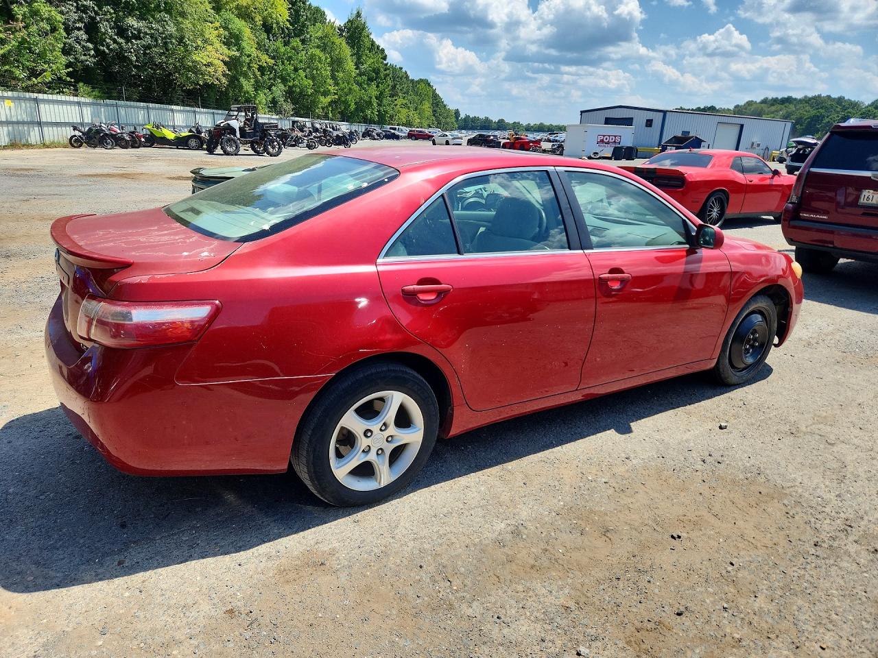 2007 Toyota Camry Le Red vin: 4T4BE46K67R004309