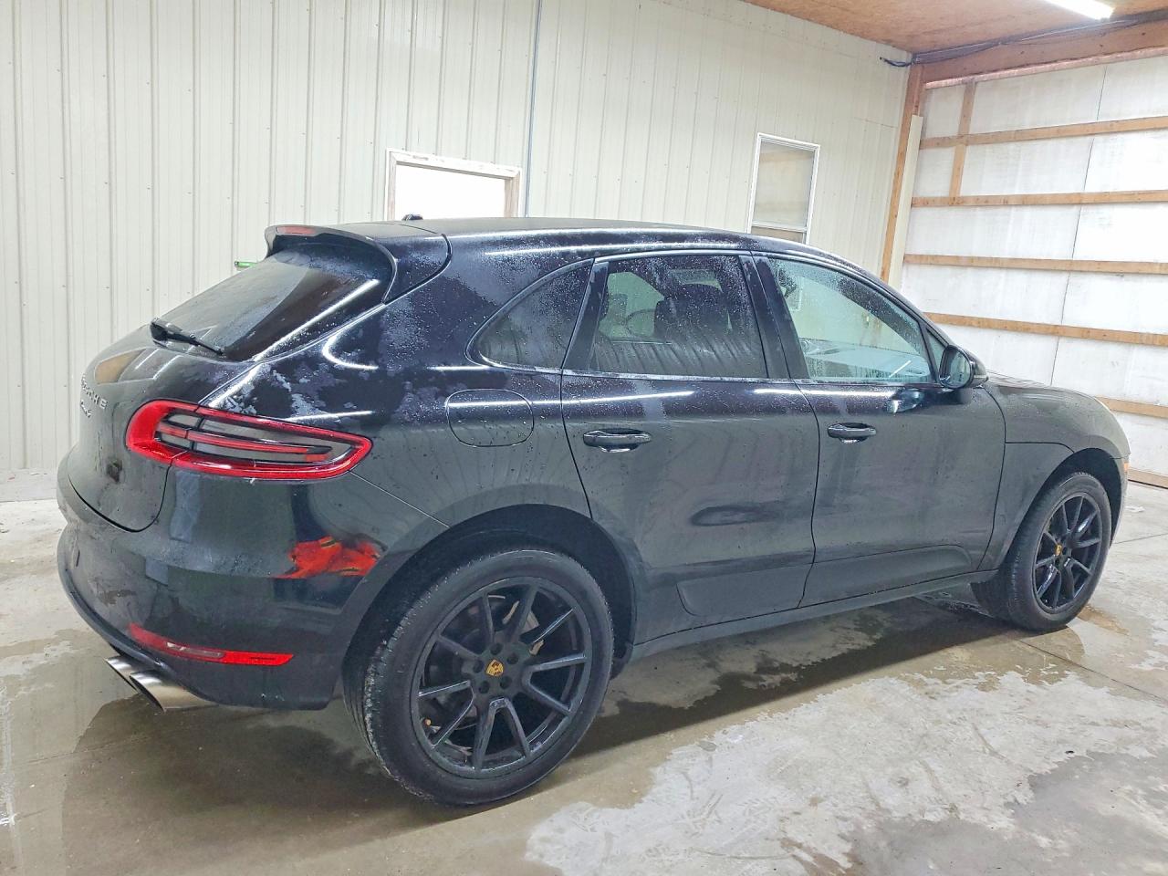 2015 Porsche Macan S Black vin: WP1AB2A50FLB52533