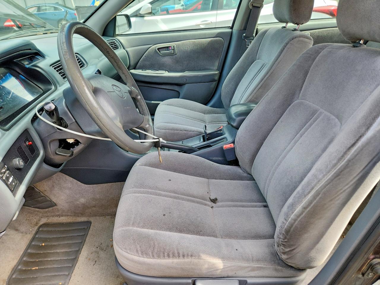 2000 Toyota Camry Ce Gray vin: 4T1BG22K5YU986186