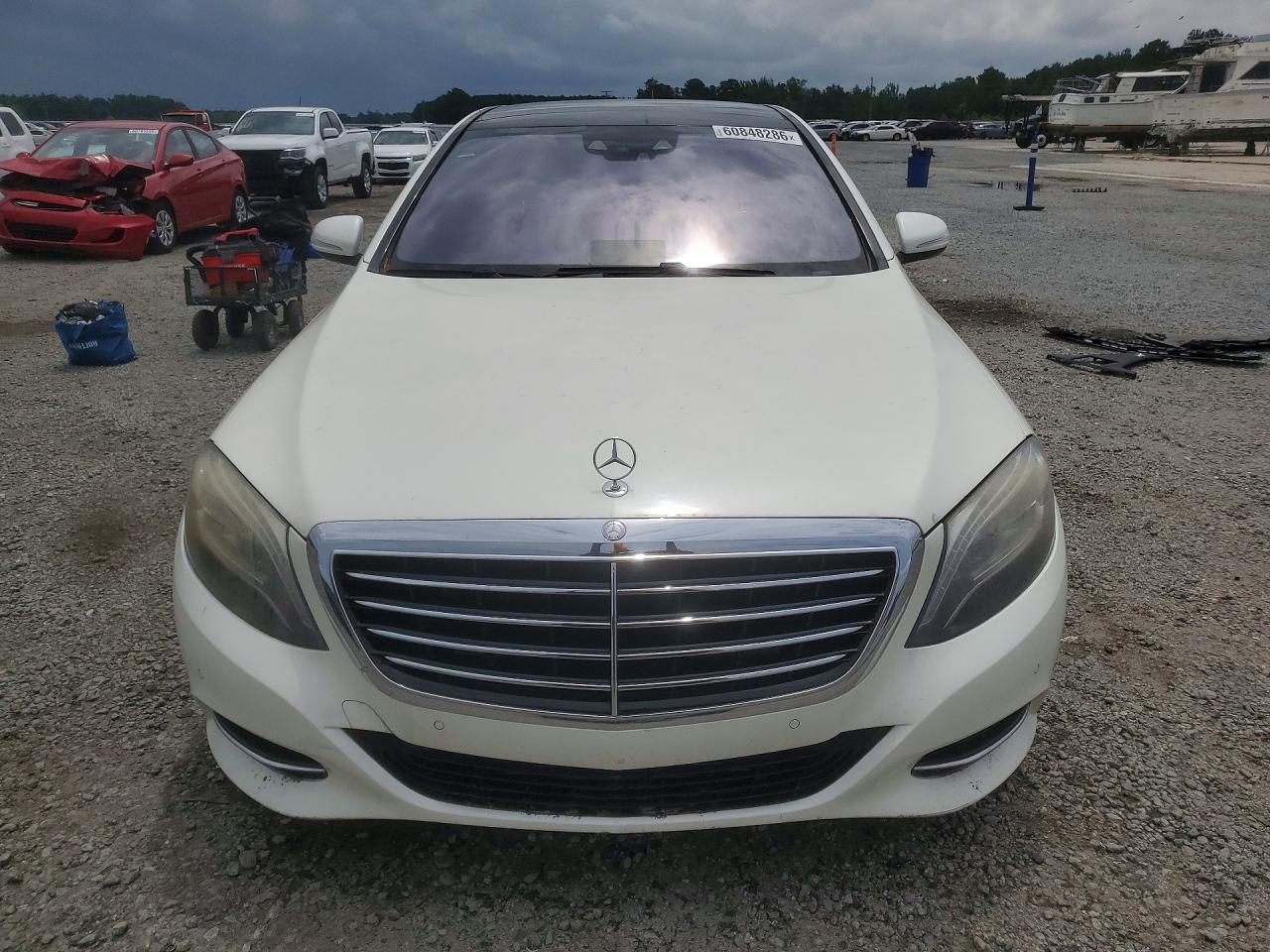 2014 Mercedes-benz S 550 White vin: WDDUG8CB6EA012122