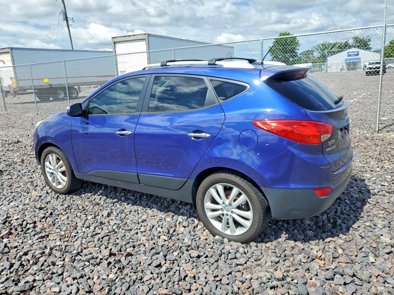 2013 Hyundai Tucson Limited Blue vin: KM8JUCAC2DU581823