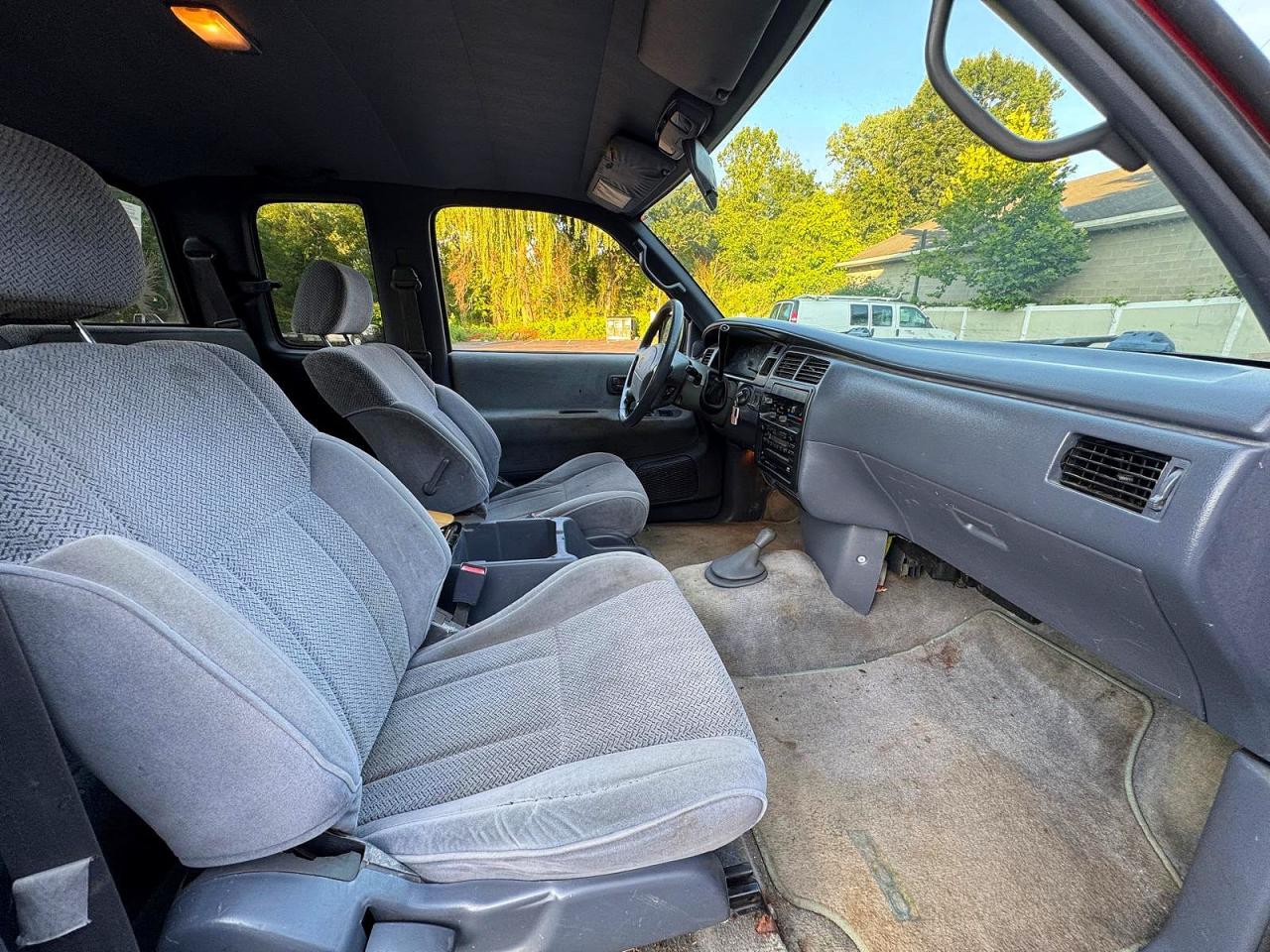 1998 Toyota T100 Sr5 Red vin: JT4UN24D5W0054589