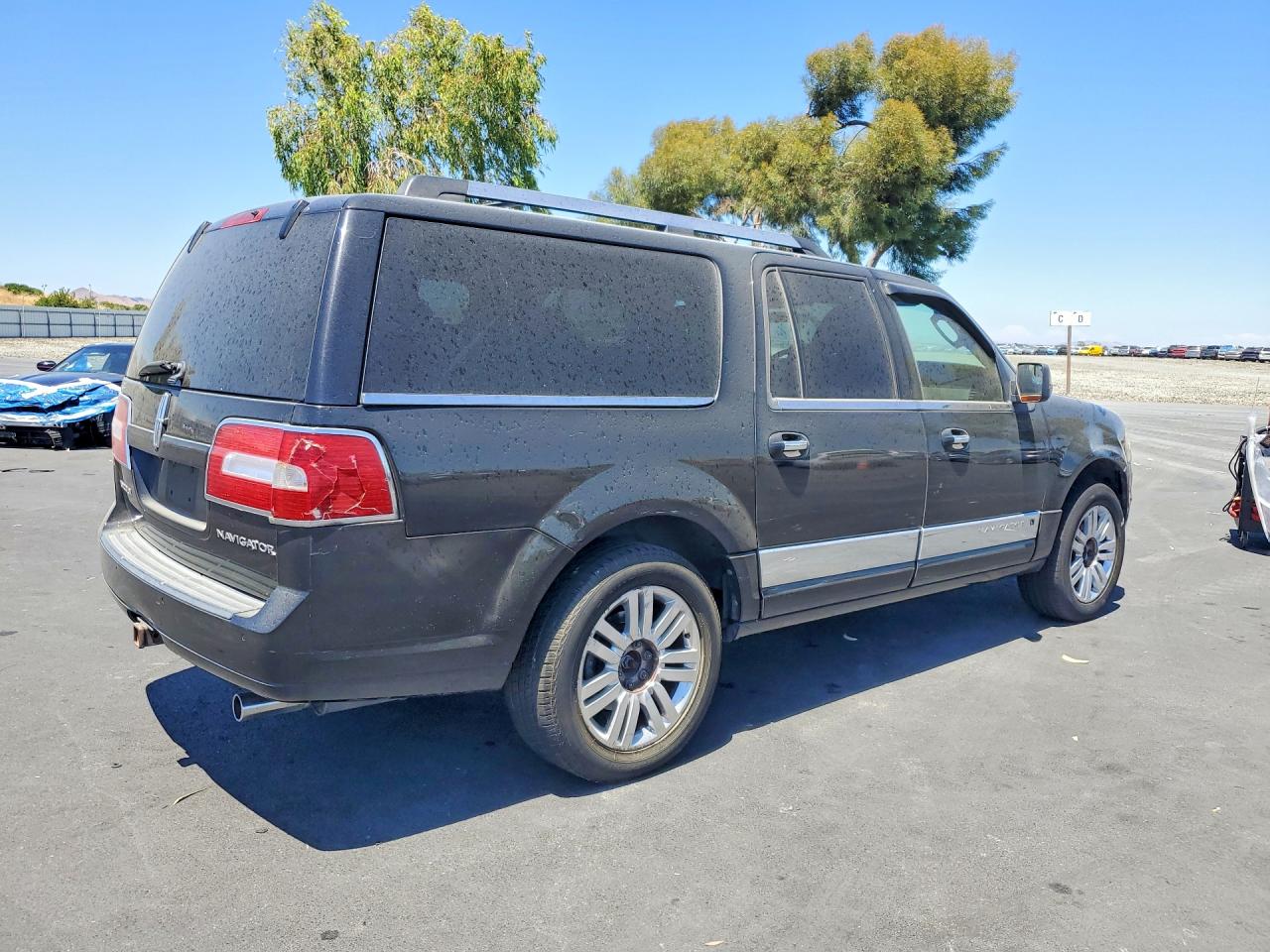 2011 Lincoln Navigator L Черный vin: 5LMJJ3J57BEJ00432