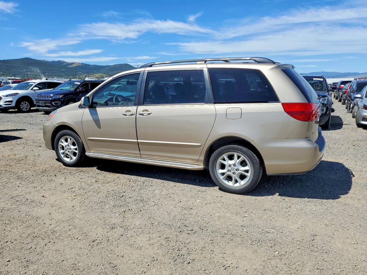 2004 Toyota Sienna Xle 7 Passenger Gold vin: 5TDBA22C14S005381