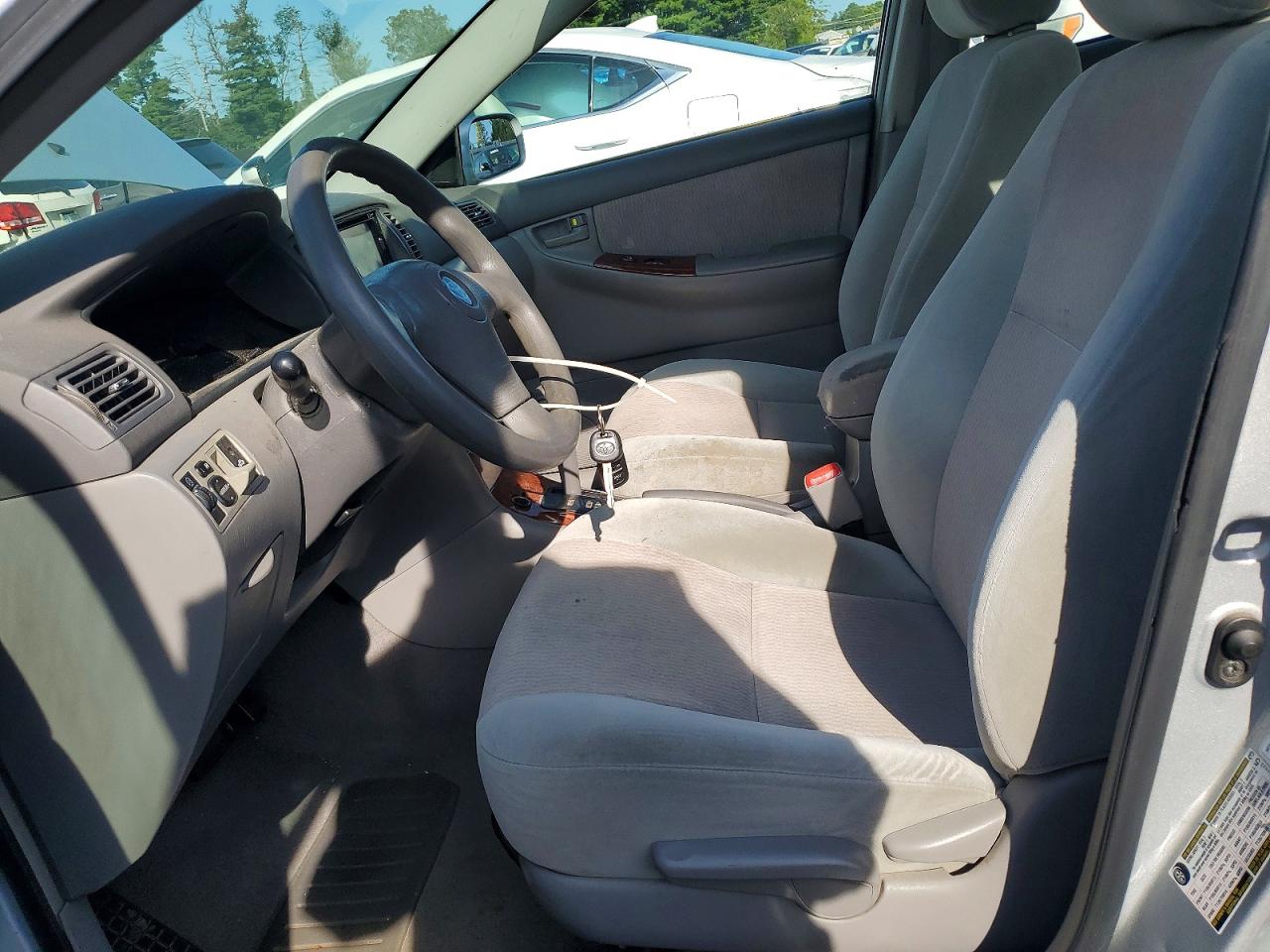 2007 Toyota Corolla Le Silver vin: 1NXBR32E77Z841482