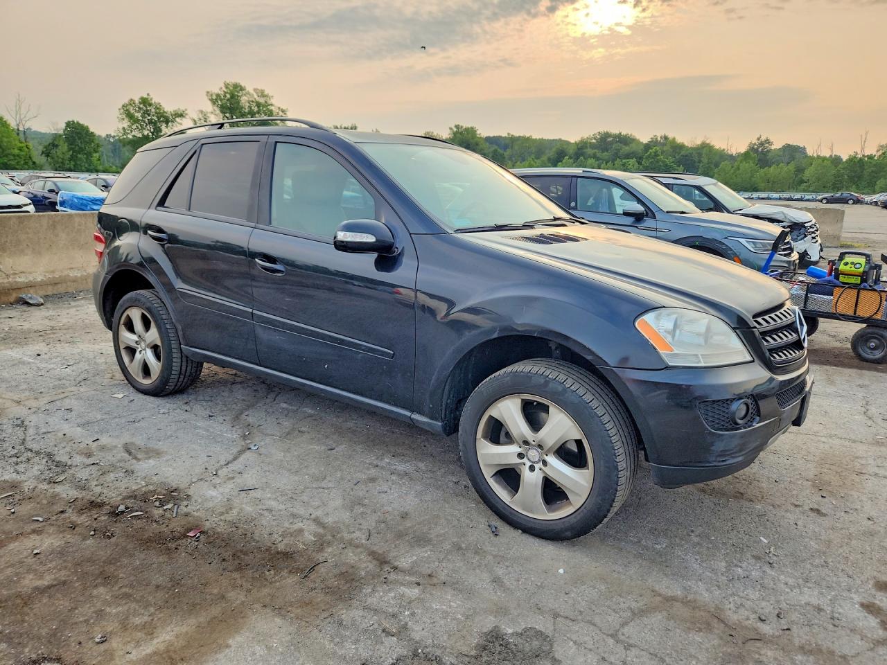 2006 Mercedes-benz Ml 350 Black vin: 4JGBB86E06A132033