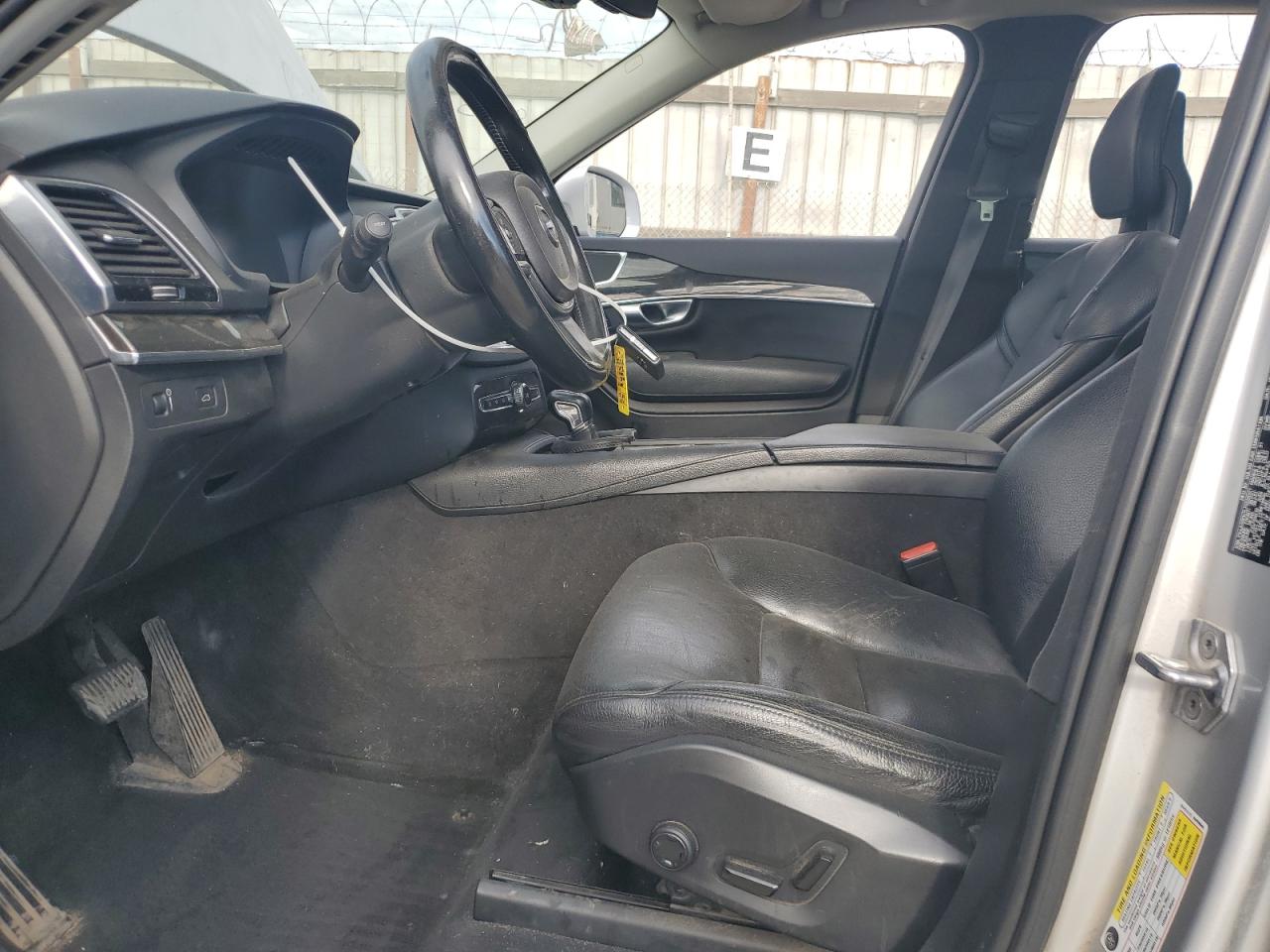 2018 Volvo Xc90 T6 Серебряный vin: YV4A22PK5J1202021