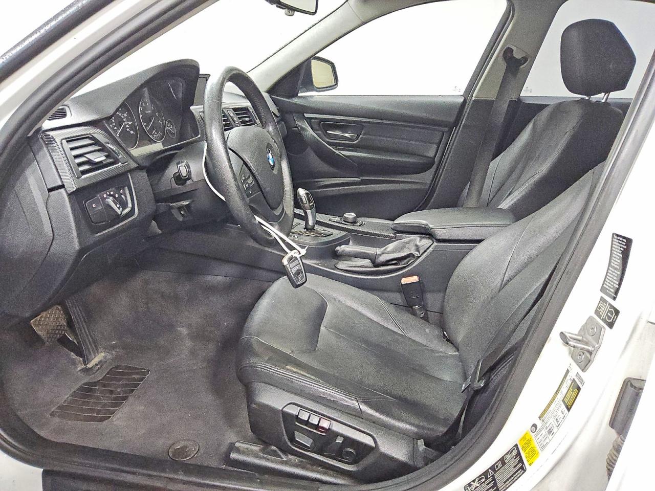 2013 Bmw 328 Xi Белый vin: WBA3B3C55DJ698277