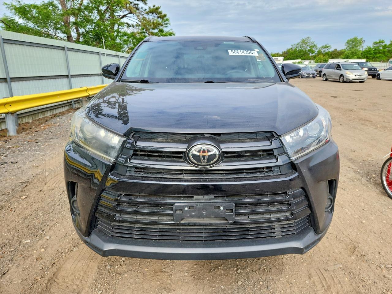 2019 Toyota Highlander Se Black vin: 5TDJZRFH9KS622317