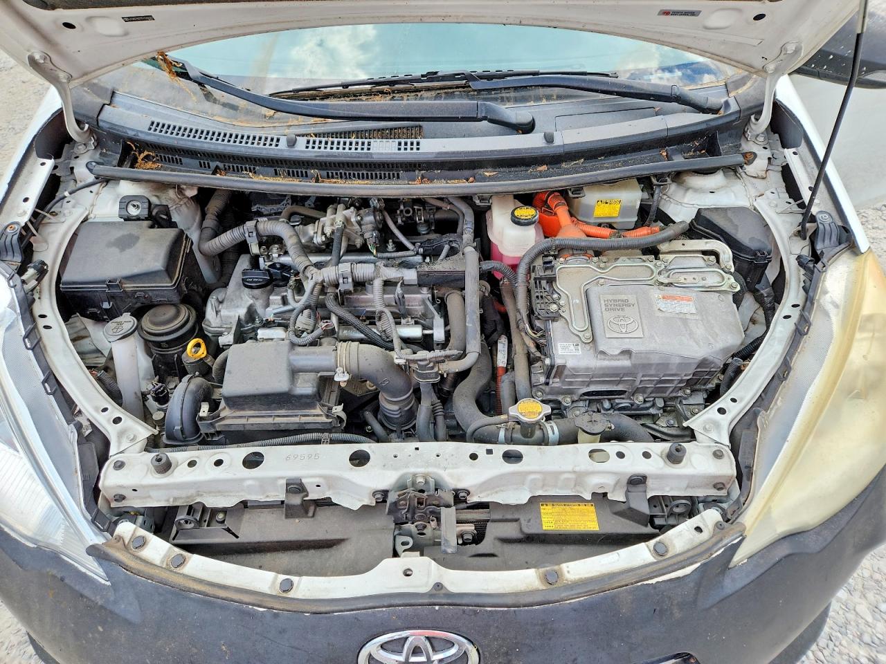 2013 Toyota Prius C Two Белый vin: JTDKDTB37D1532559