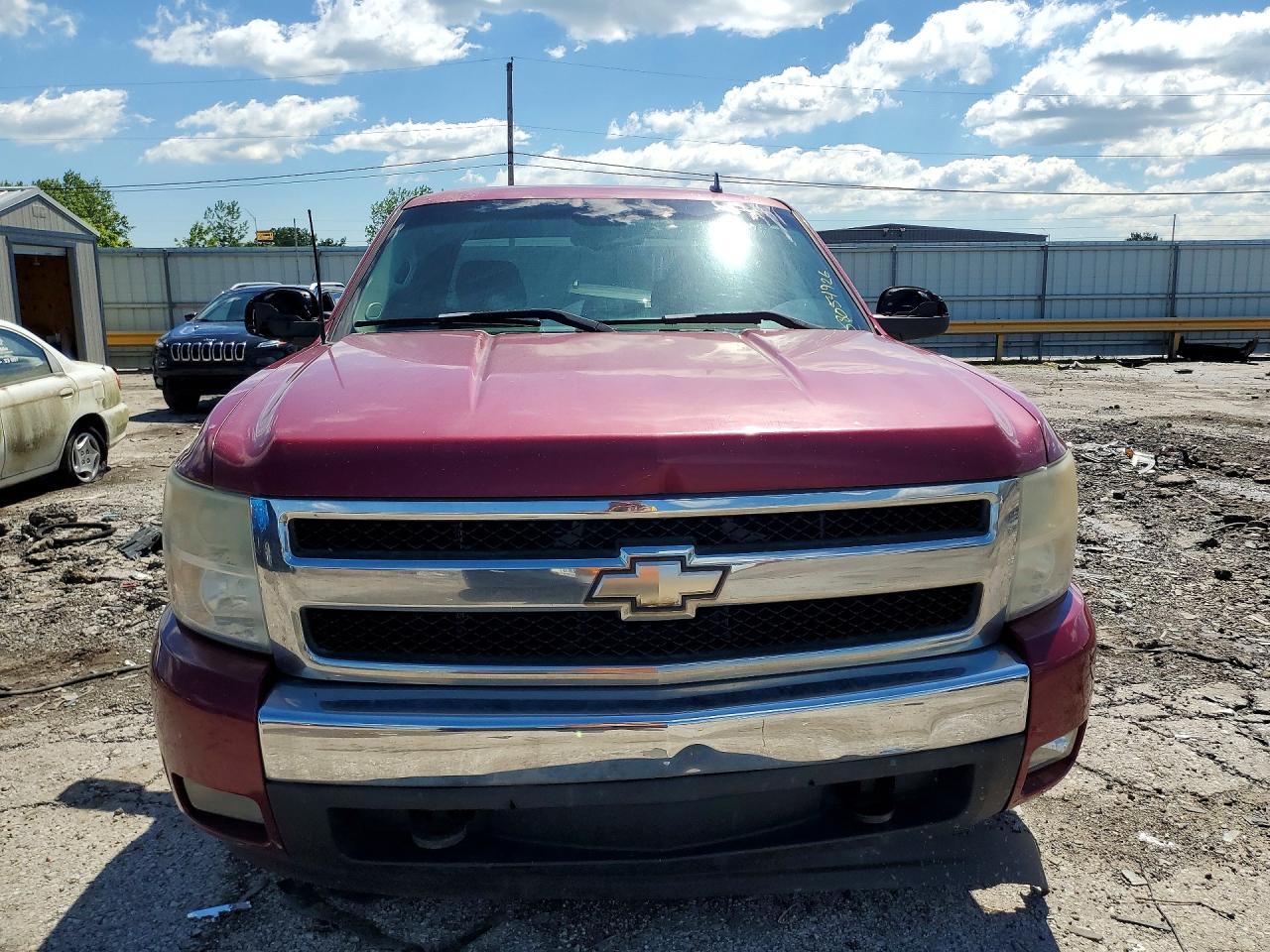 2007 Chevrolet Silverado C1500 Burgundy vin: 2GCEC19J171572384