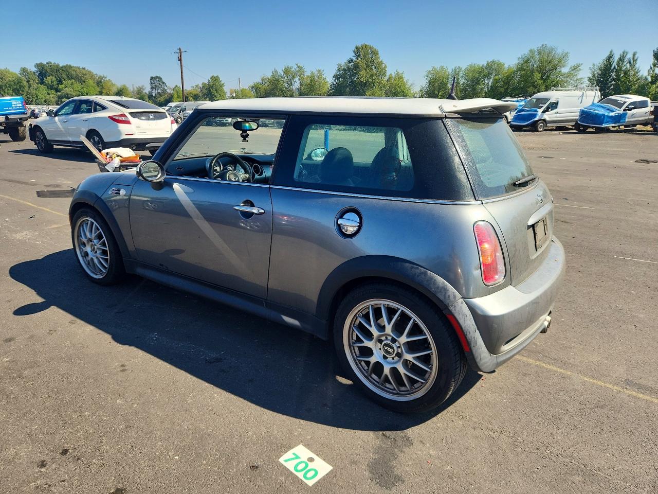 2004 Mini Cooper S Gray vin: WMWRE33494TD85071