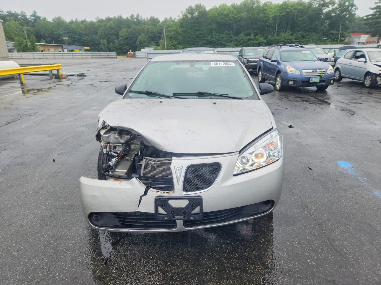 2007 Pontiac G6 Base Silver vin: 1G2ZG58B074225130