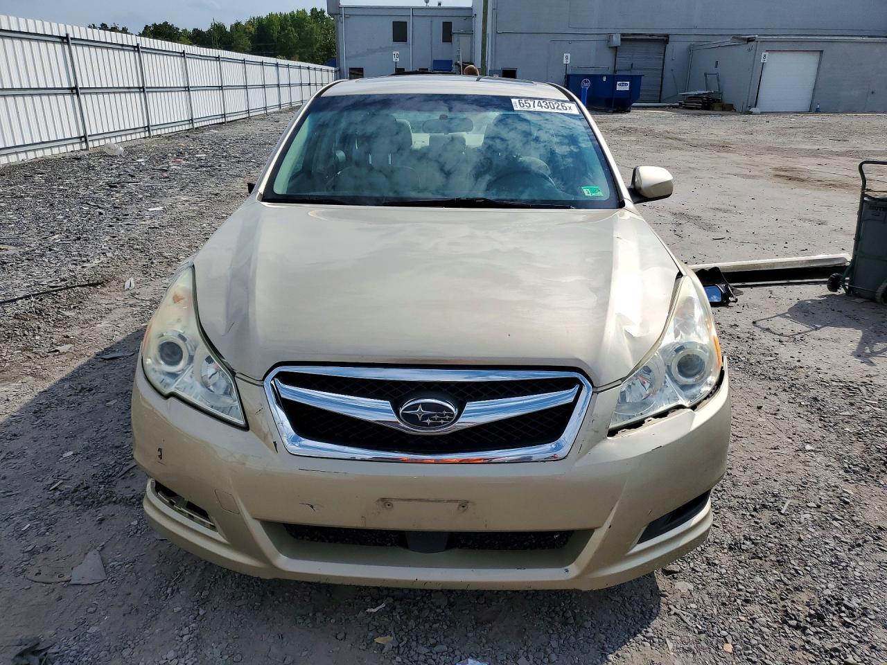 2010 Subaru Legacy 2.5i Premium Золотой vin: 4S3BMCG69A3224683