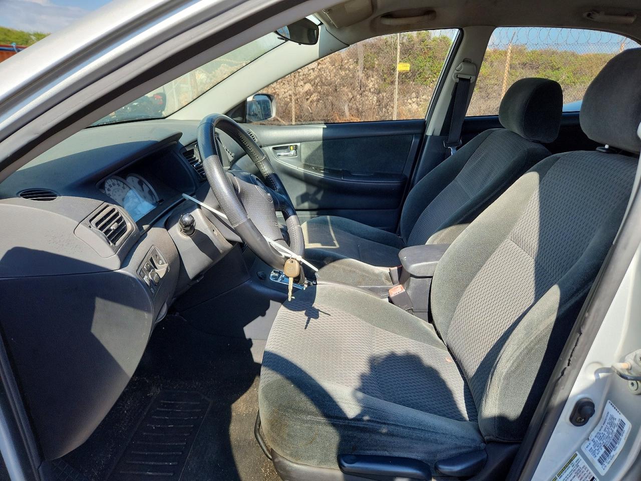 2005 Toyota Corolla Ce Silver vin: 1NXBR32E05Z503712