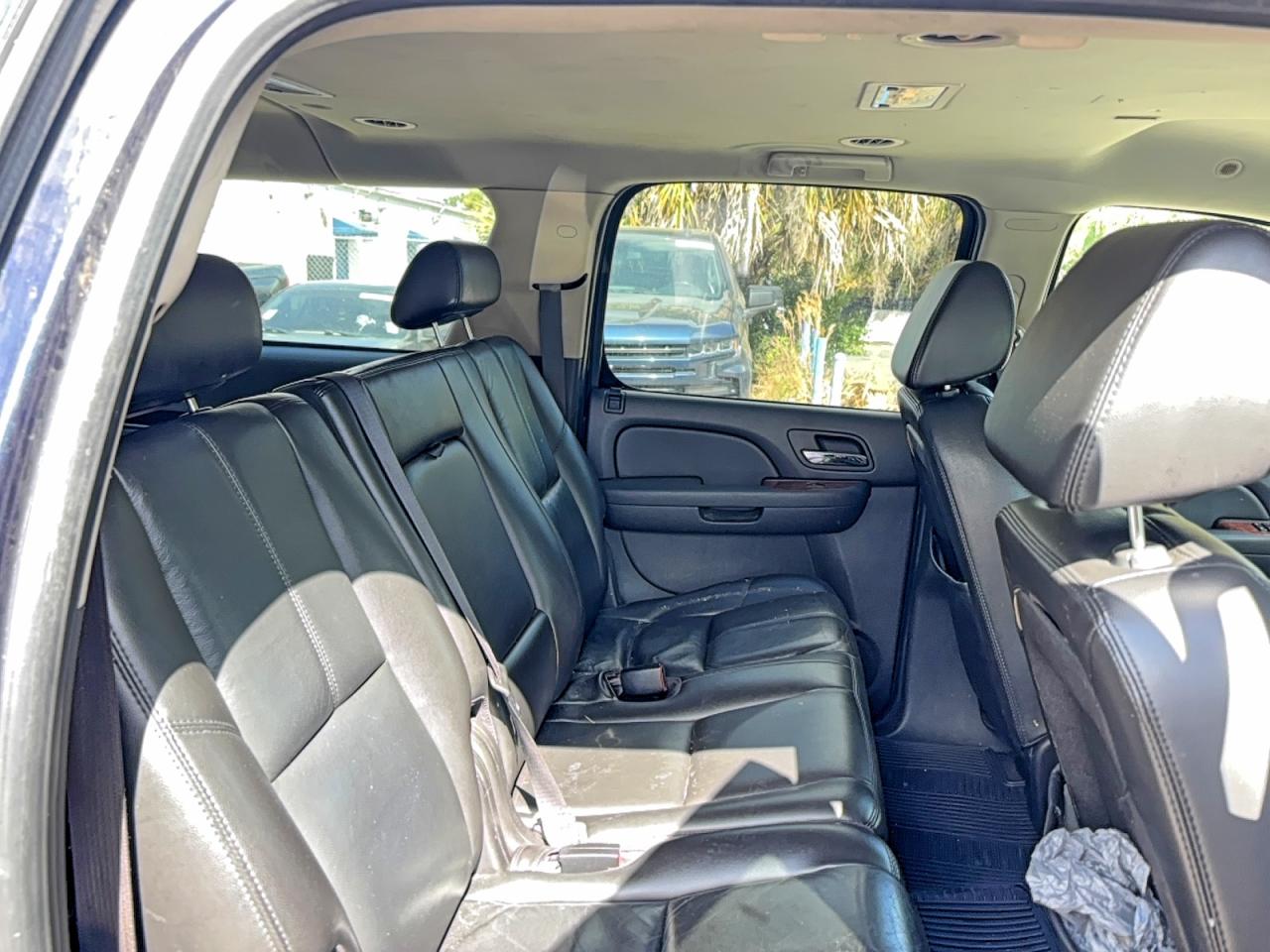 2007 Chevrolet Suburban K1500 Blue vin: 1GNFK16377J321296