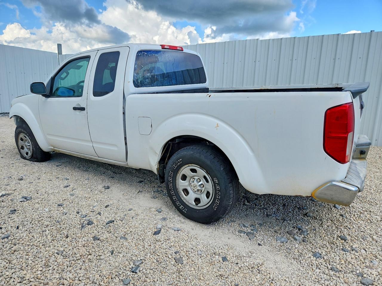 2015 Nissan Frontier S White vin: 1N6BD0CT8FN735479