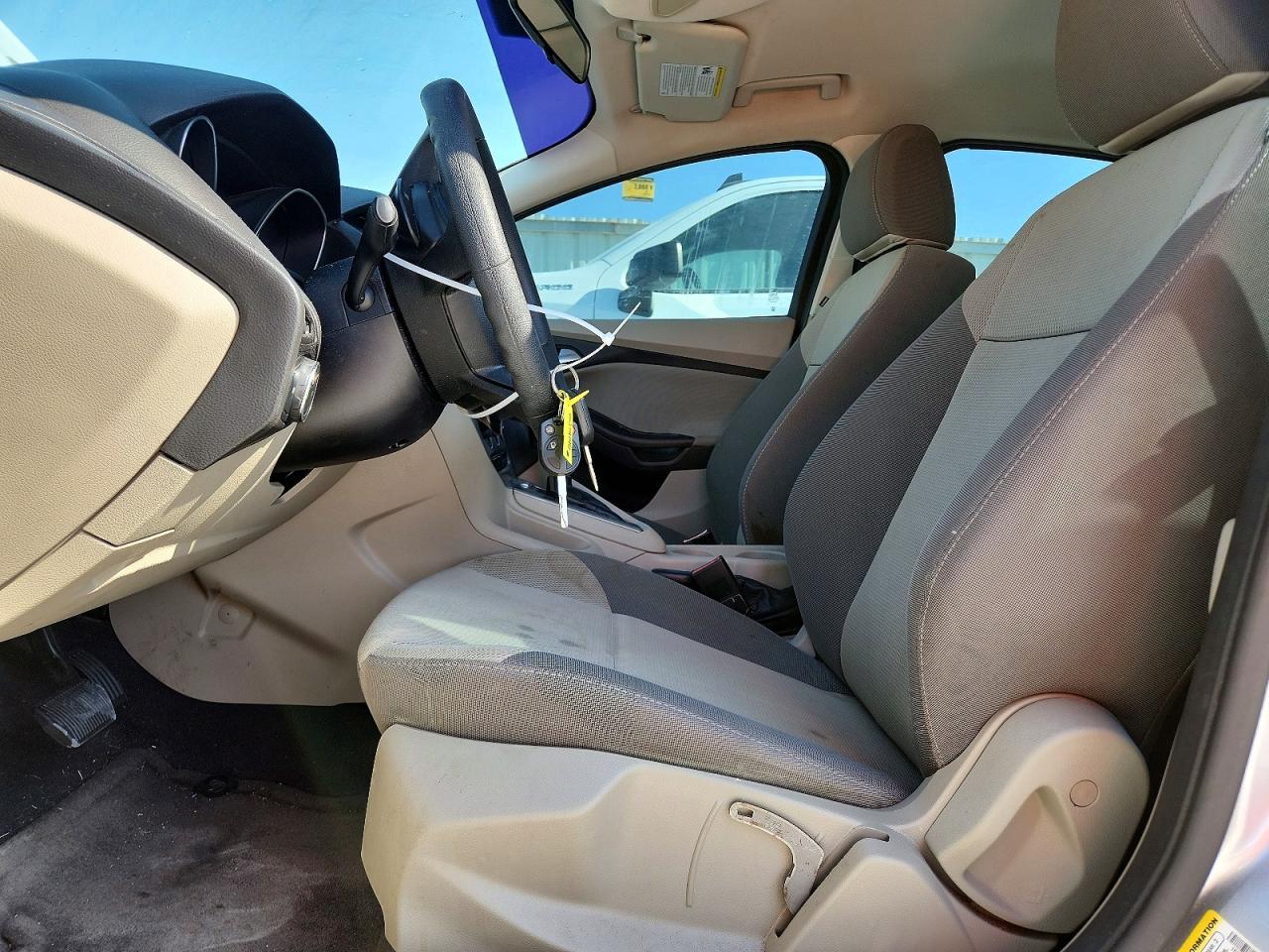 2012 Ford Focus Se Silver vin: 1FAHP3F27CL461956