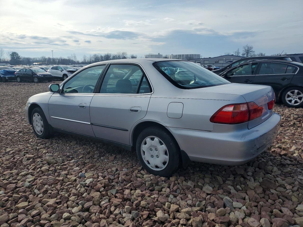 2000 Honda Accord Lx Серебряный vin: 1HGCG6554YA106930