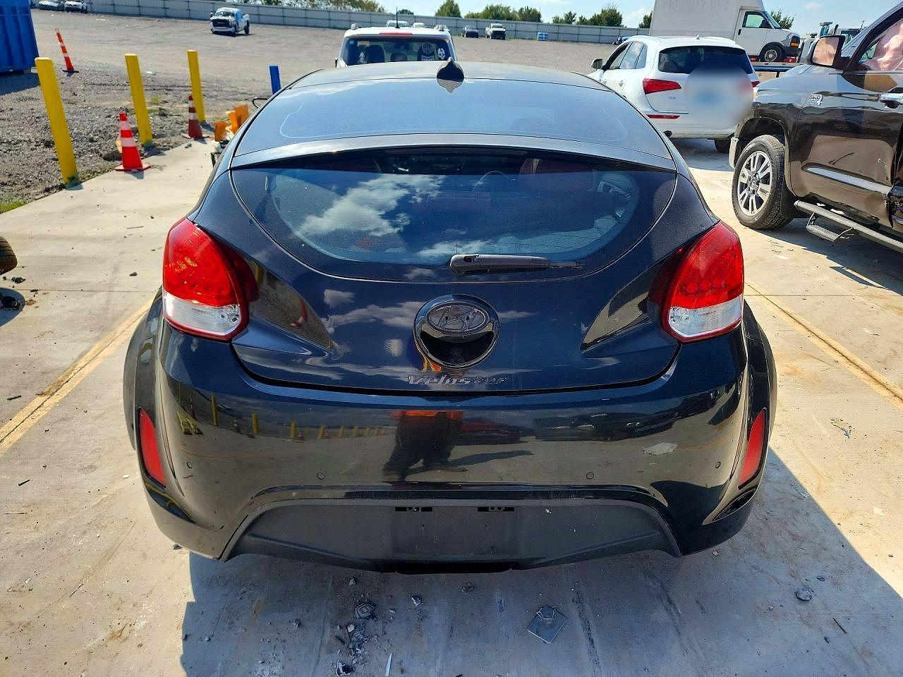 2013 Hyundai Veloster Base Черный vin: KMHTC6AD9DU146299