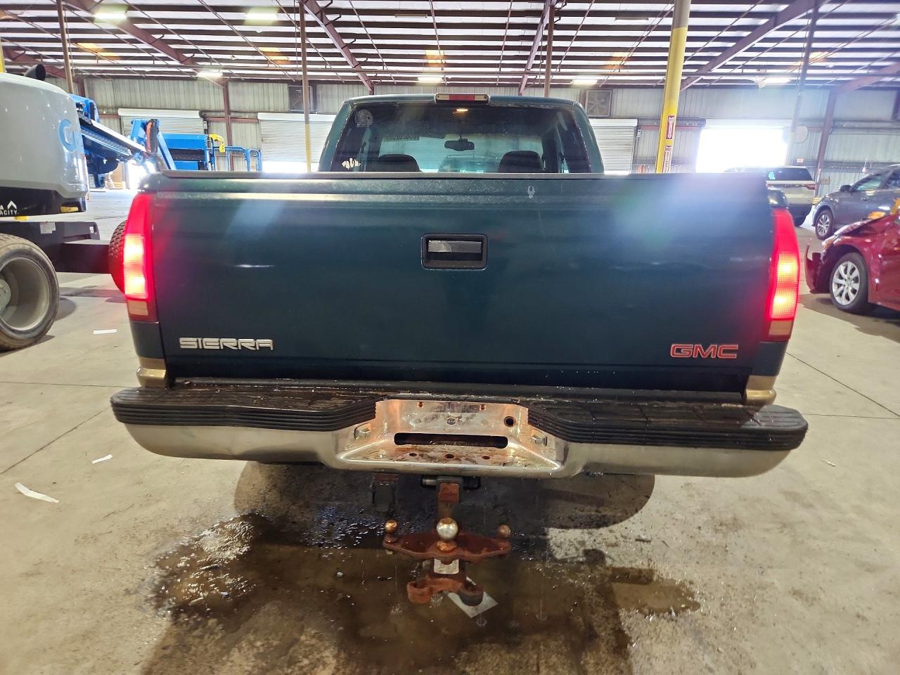 1998 Gmc Sierra C1500 Зеленый vin: 1GTEC19R9WE551124