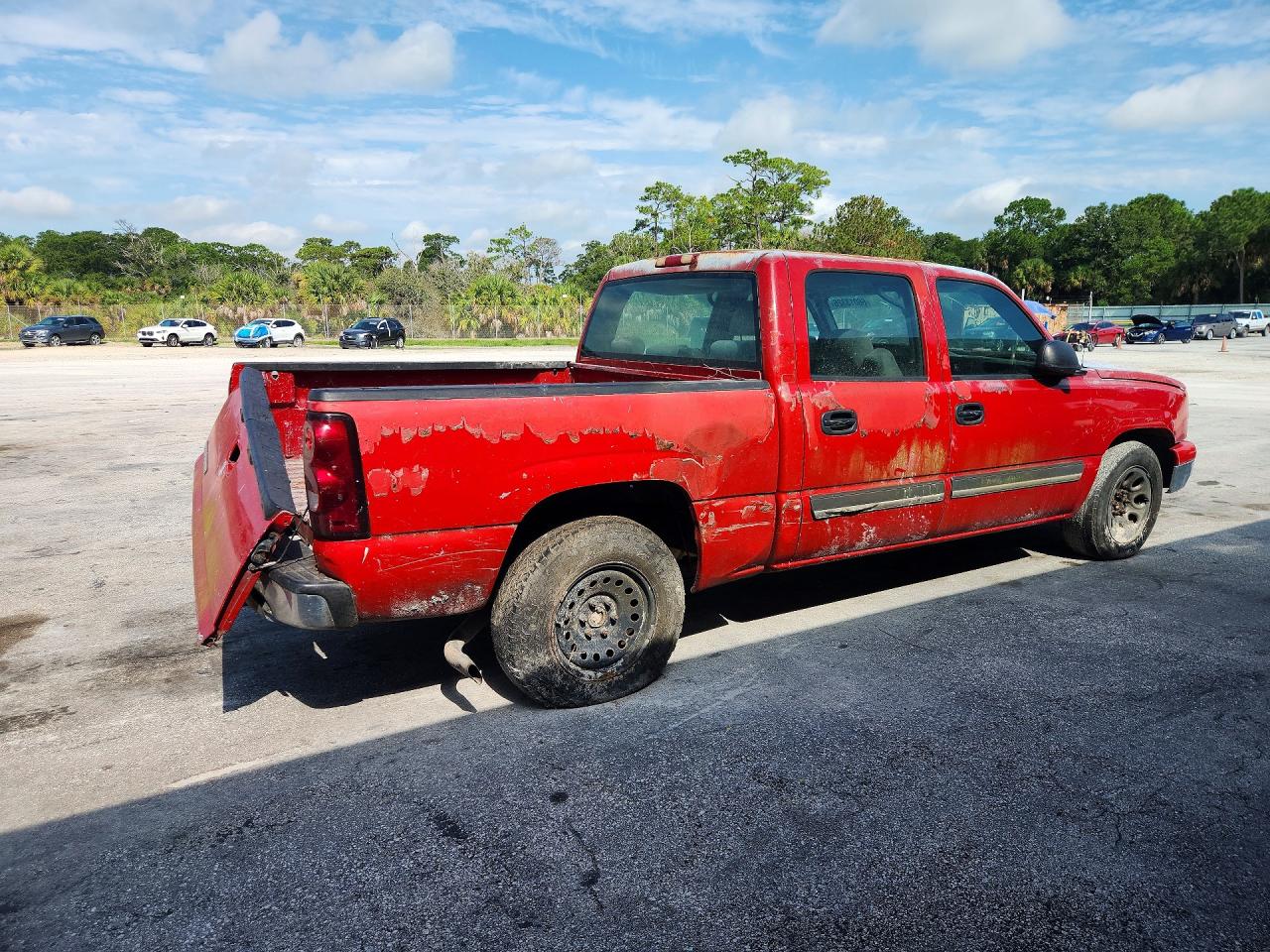2007 Chevrolet Silverado C1500 Classic Crew Cab Red vin: 2GCEC13V771165391