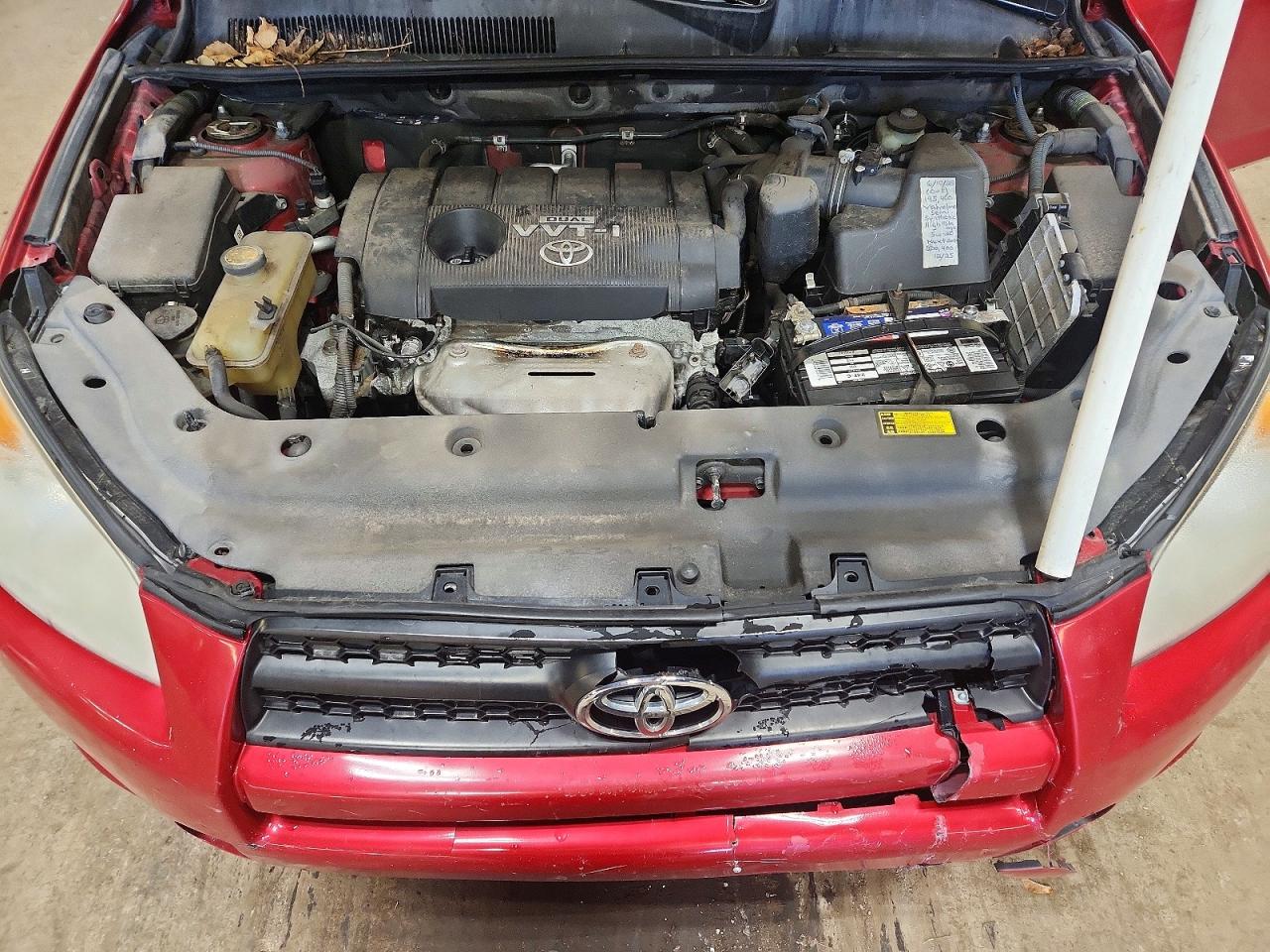 2011 Toyota Rav4 Base Красный vin: 2T3ZF4DV7BW065171