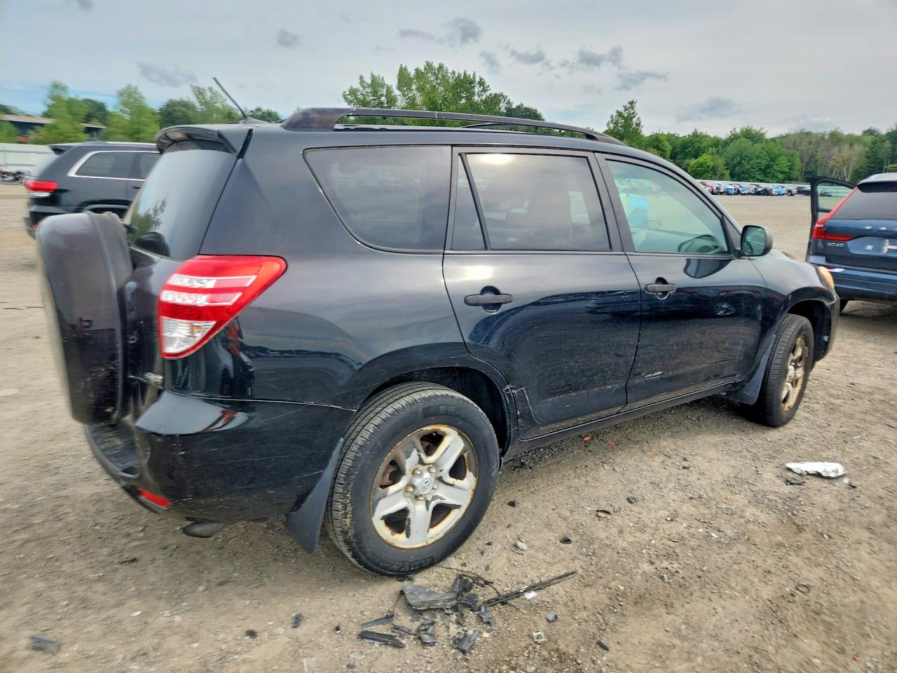 2010 Toyota Rav4 Base Черный vin: JTMBF4DV5AD025653