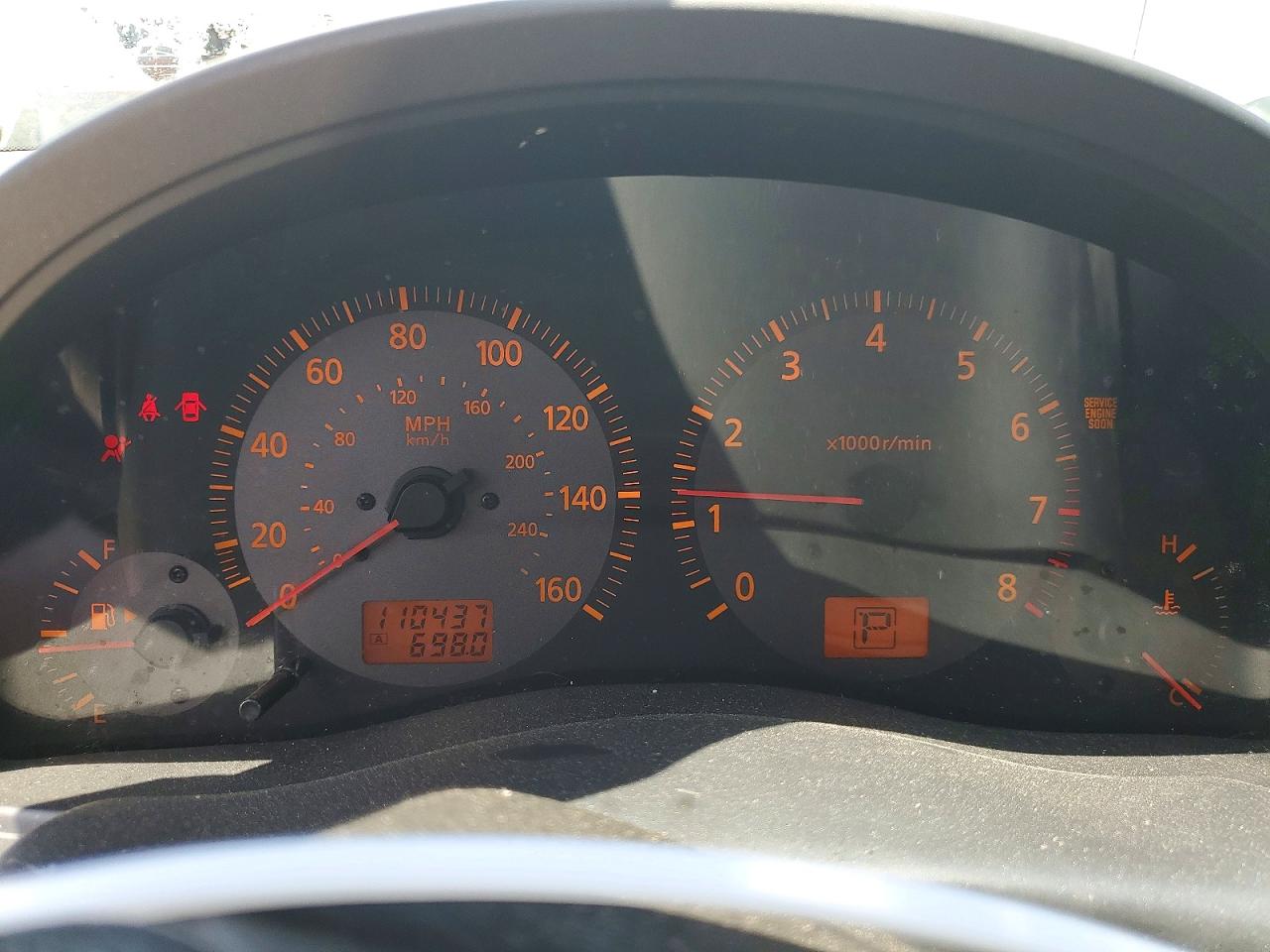 2004 Infiniti G35 Base Белый vin: JNKCV51F94M718464