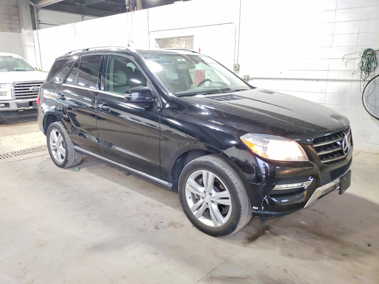 2014 Mercedes-benz Ml 350 4matic Черный vin: 4JGDA5HB9EA330864