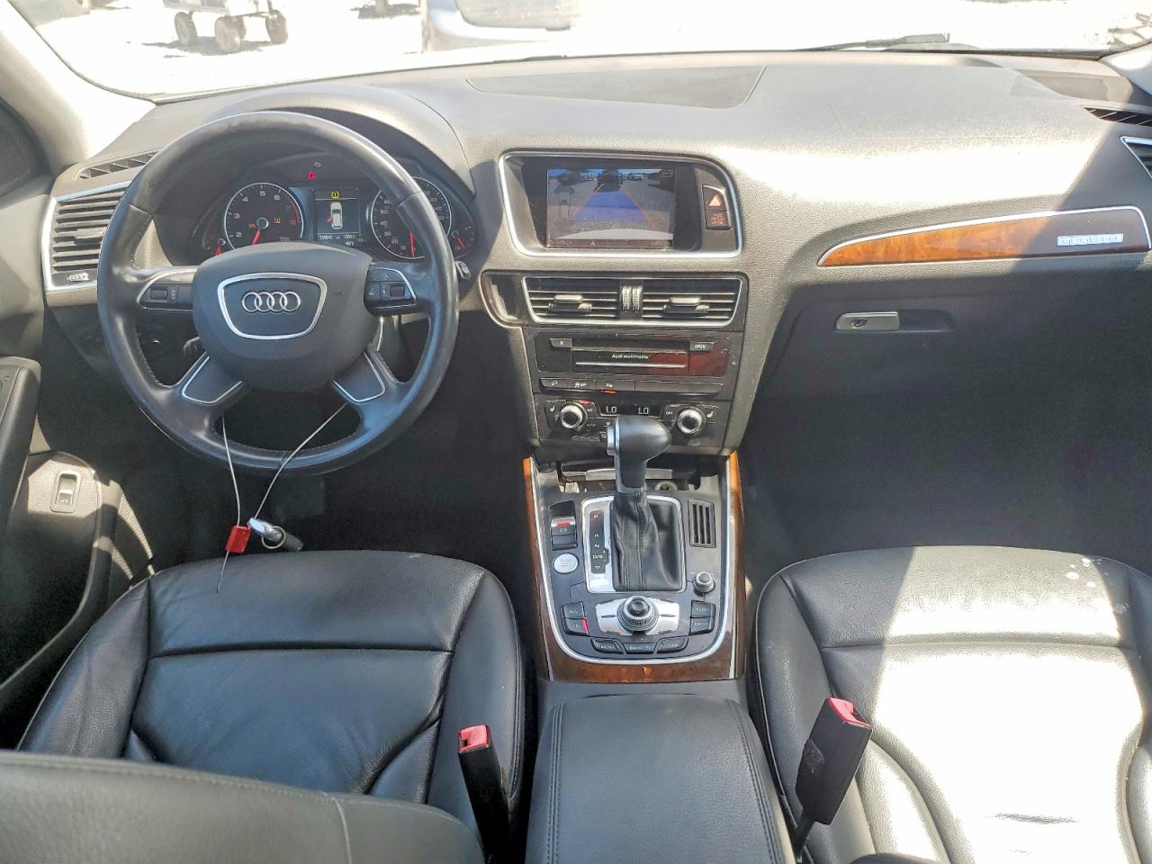2015 Audi Q5 Premium Plus Белый vin: WA1LFAFP6FA138936