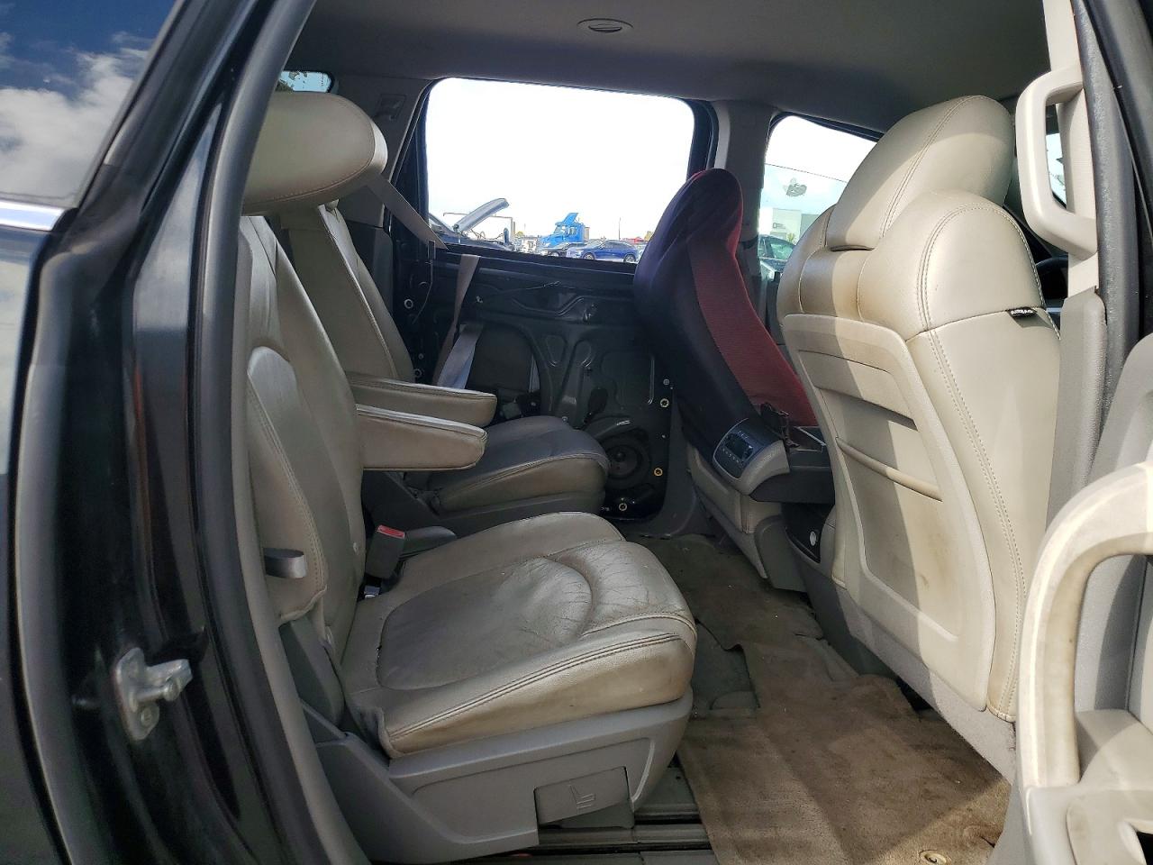 2011 Chevrolet Traverse Lt Black vin: 1GNKRJEDXBJ311424