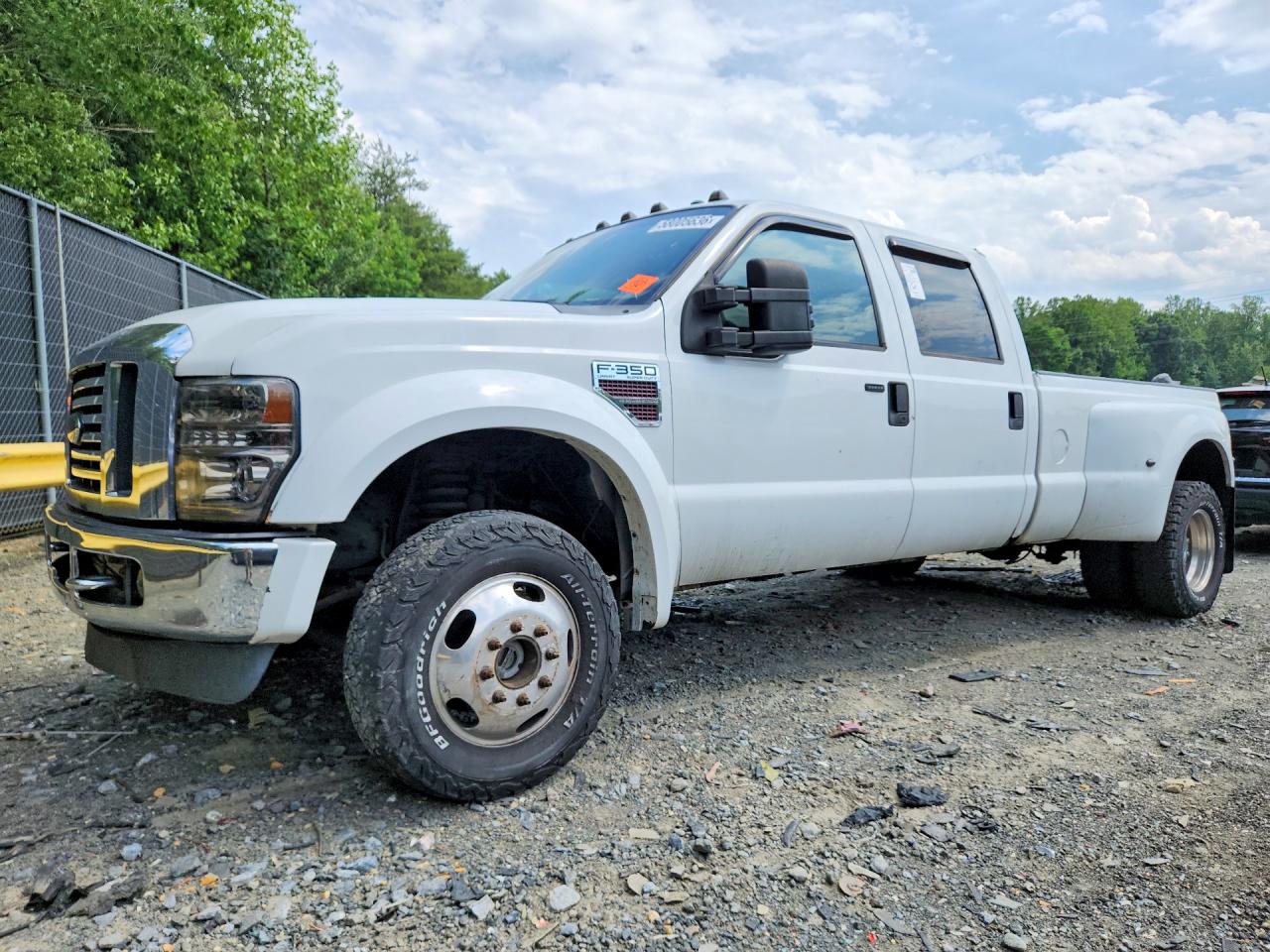 2008 Ford F350 Super Duty White vin: 1FTWW33R48ED24863