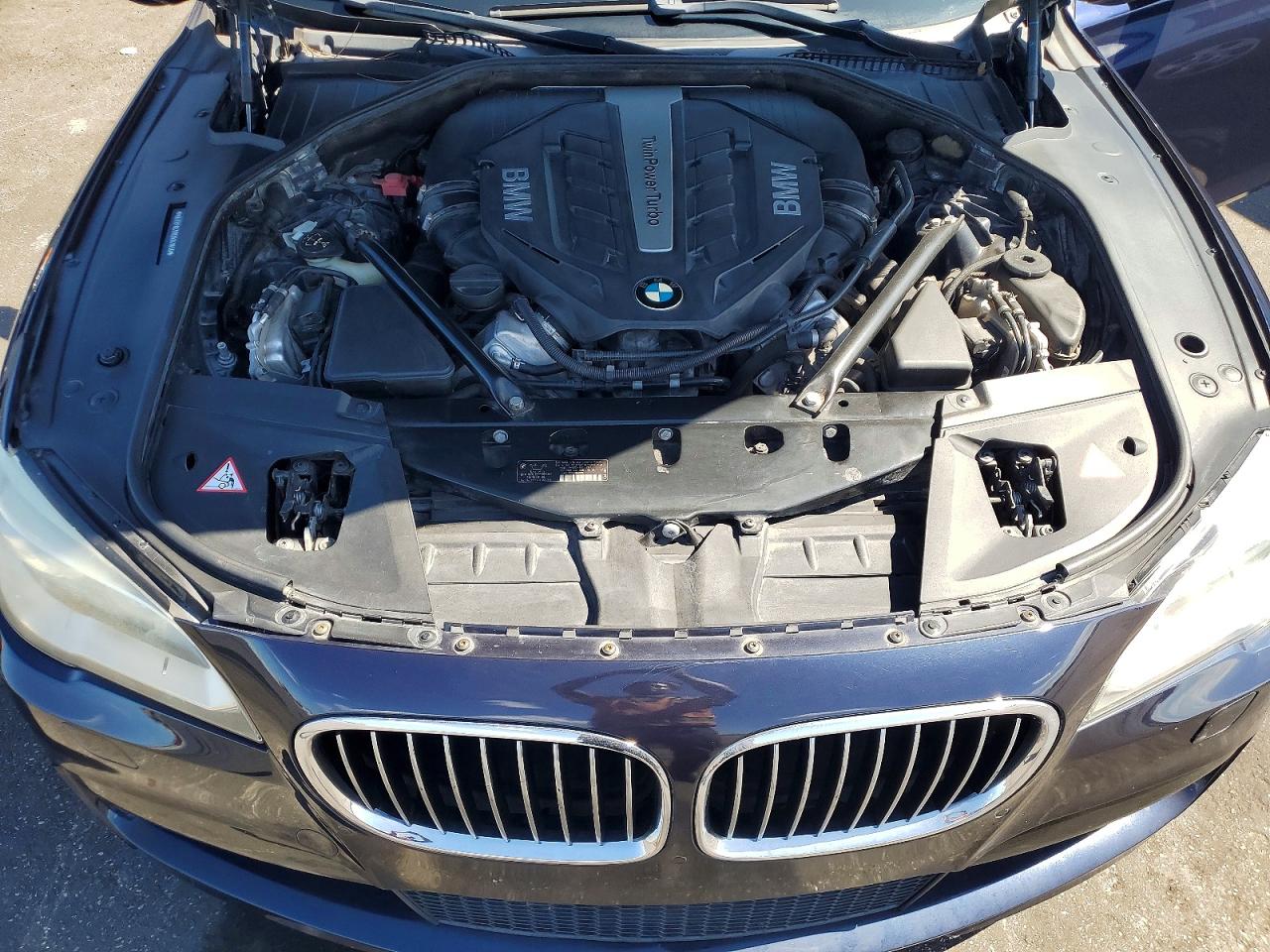 2014 Bmw 750 Lxi Blue vin: WBAYF8C59ED141850