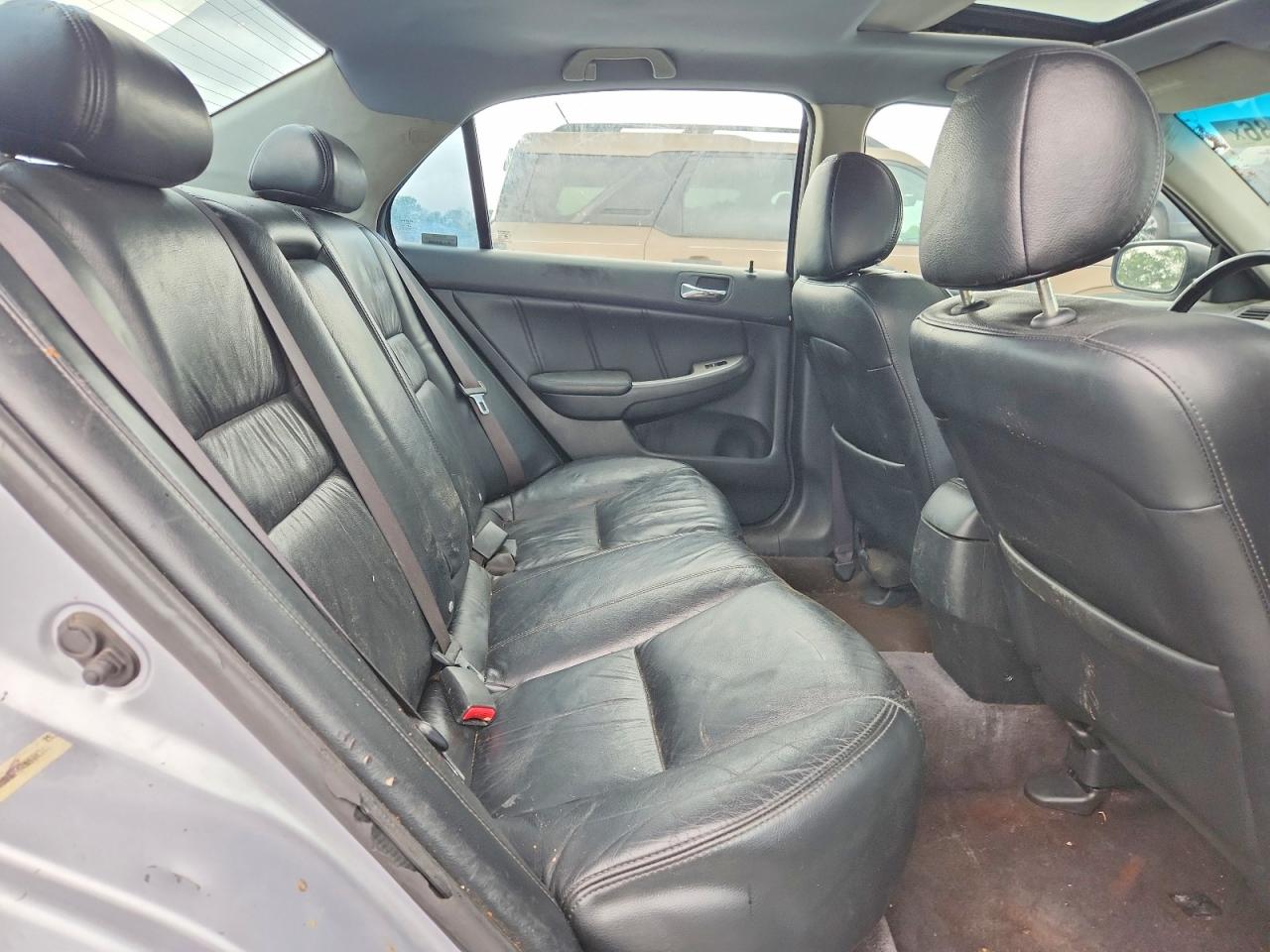 2004 Honda Accord Ex Silver vin: 1HGCM66504A104741