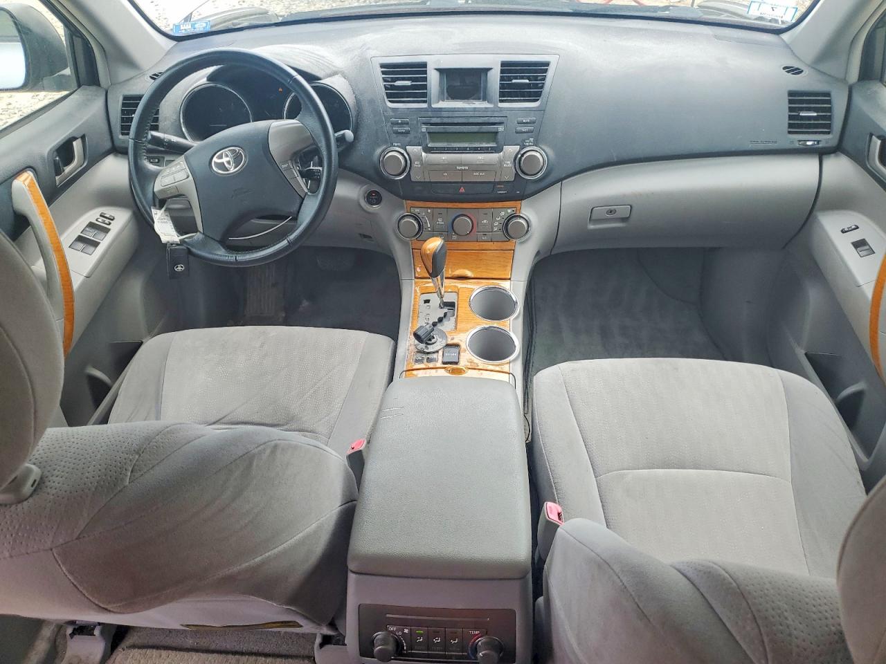 2009 Toyota Highlander Hybrid Silver vin: JTEEW41A492026567