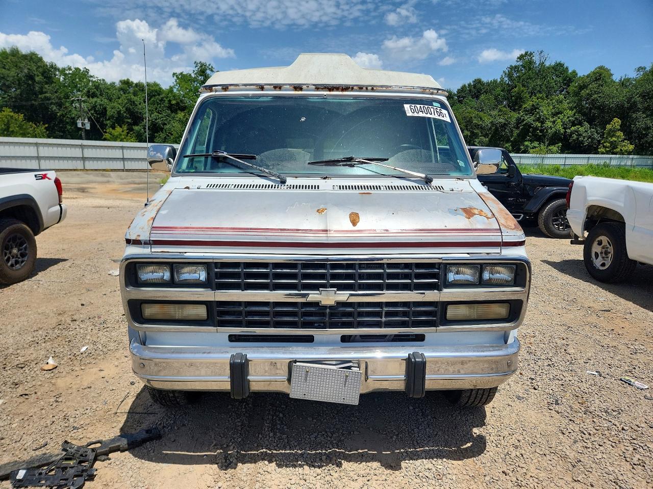 1995 Chevrolet G20 Белый vin: 1GBEG25K4SF114403