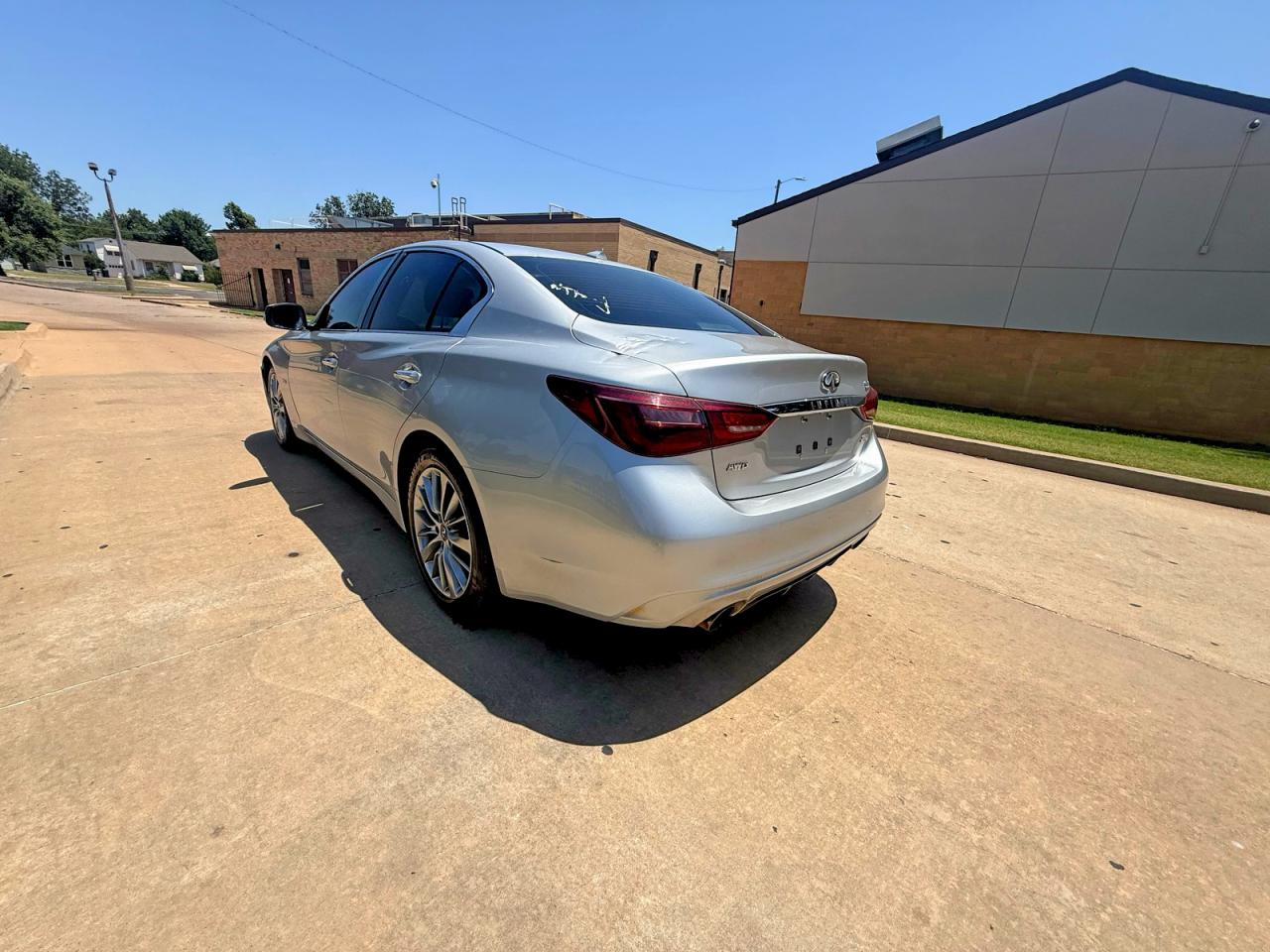 2018 Infiniti Q50 3.0t Luxe Silver vin: JN1EV7AR4JM440734