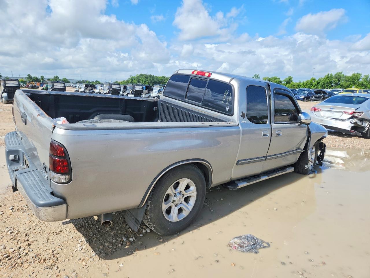 2004 Toyota Tundra Access Cab Sr5 Silver vin: 5TBRT34124S448979