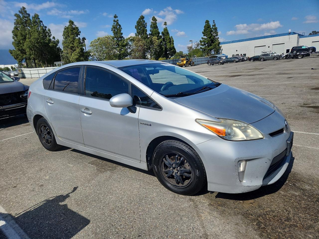 2014 Toyota Prius Two Серебряный vin: JTDKN3DU0E0378822