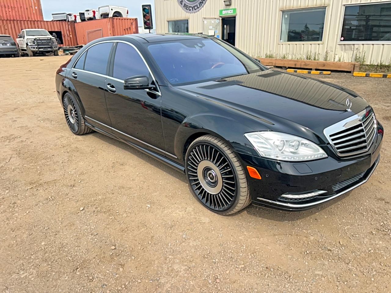 2010 Mercedes-benz S 550 4matic Black vin: WDDNG8GB3AA343488
